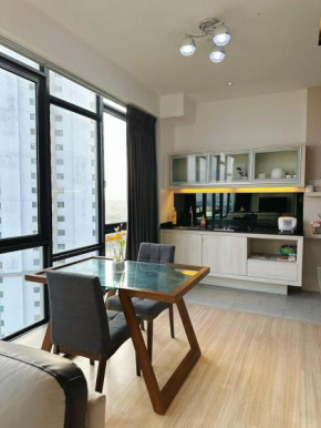 Cube18 Residences Couple Room Netflix 5 min IKEA